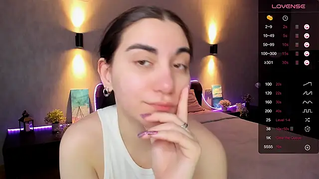 hannacheekss  online show from 02-01-25, 05:18