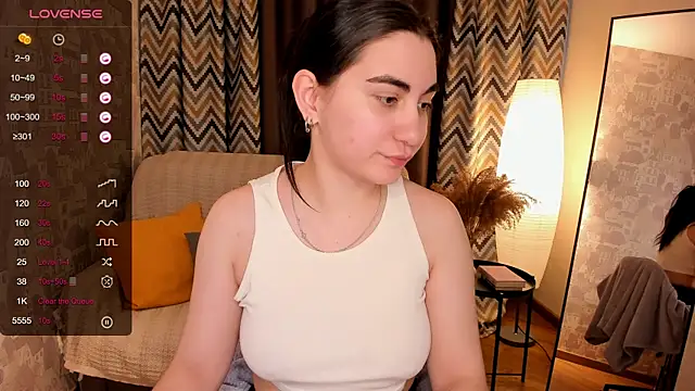 hannacheekss  online show from 02-15-25, 01:53