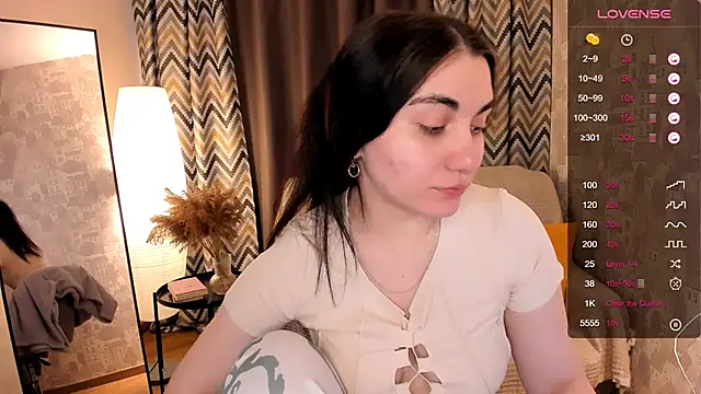 hannacheekss  online show from 03-18-25, 05:20