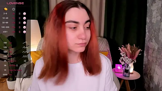 hannacheekss  online show from 04-01-26, 02:01