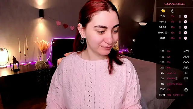 hannacheekss  online show from 04-25-26, 02:14