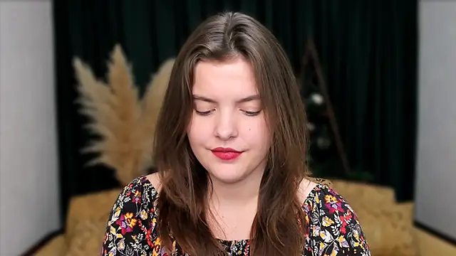 Snapshot of showmeparadise chatting on 02-27-25, 04:32 showmeparadise online show from 02-27-25, 04:32