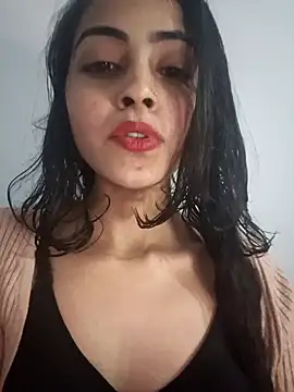 Snapshot of pikubaby chatting on 12-22-24, 09:20 pikubaby online show from 12-22-24, 09:20