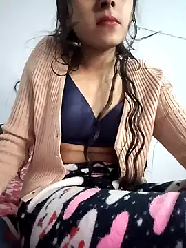 Snapshot of pikubaby chatting on 12-23-24, 09:29 pikubaby online show from 12-23-24, 09:29