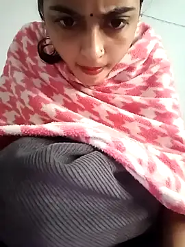 Snapshot of pikubaby chatting on 12-26-24, 09:58 pikubaby online show from 12-26-24, 09:58