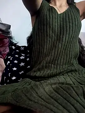 Snapshot of pikubaby chatting on 03-07-25, 06:43 pikubaby online show from 03-07-25, 06:43