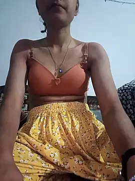 Snapshot of pikubaby chatting on 03-16-25, 06:44 pikubaby online show from 03-16-25, 06:44