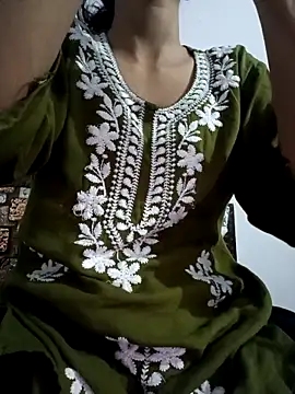 Snapshot of pikubaby chatting on 09-08-25, 07:57 pikubaby online show from 09-08-25, 07:57