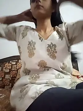 Snapshot of pikubaby chatting on 10-22-25, 06:40 pikubaby online show from 10-22-25, 06:40