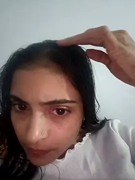 Snapshot of pikubaby chatting on 10-31-25, 06:53 pikubaby online show from 10-31-25, 06:53