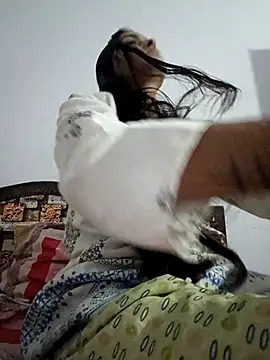 Snapshot of pikubaby chatting on 11-01-25, 07:05 pikubaby online show from 11-01-25, 07:05