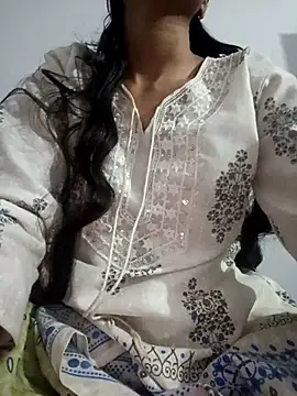 Snapshot of pikubaby chatting on 11-02-25, 06:54 pikubaby online show from 11-02-25, 06:54