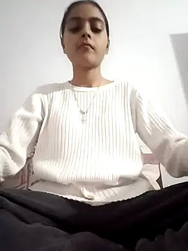 Snapshot of pikubaby chatting on 11-13-25, 07:35 pikubaby online show from 11-13-25, 07:35