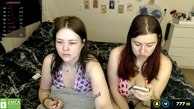 Snapshot of BettyandRich_ chatting on 06-04-26, 08:42 BettyandRich online show from 06-04-26, 08:42