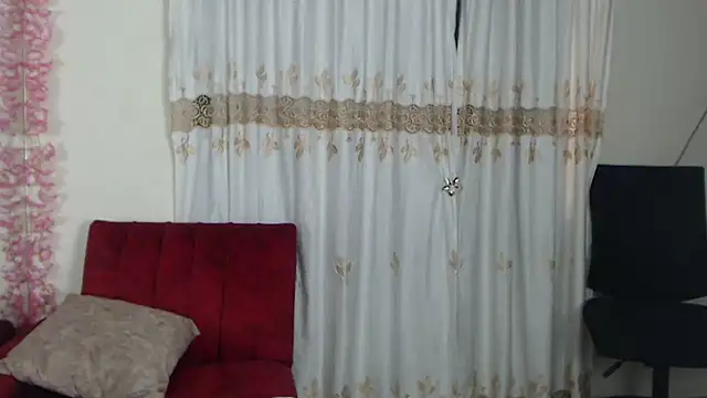 Madam dali online show from 02-14-25, 03:47