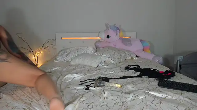 marianaferrero online show from 12-31-24, 06:57