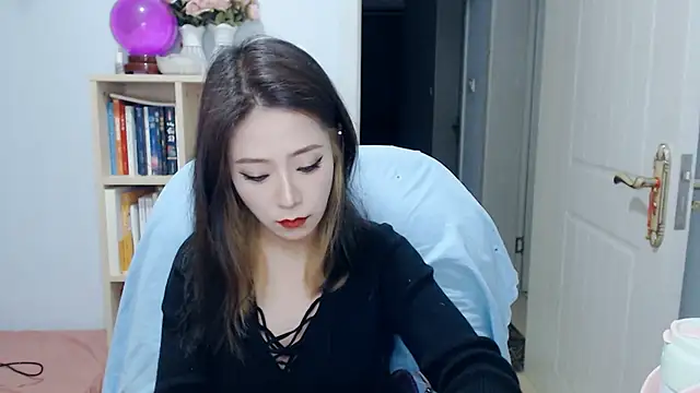 SuSushi728 online show from 04-28-26, 03:17