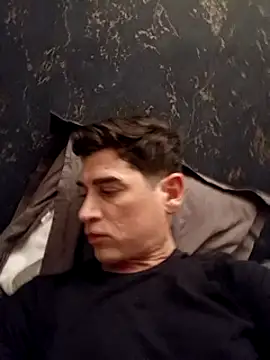 Snapshot of ElyasMatt chatting on 01-20-25, 05:06 ElyasMatt online show from 01-20-25, 05:06