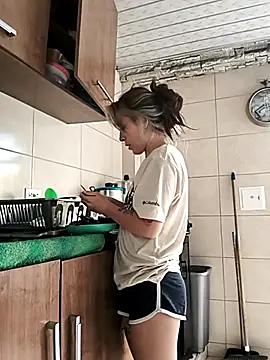 Tefannyy  online show from 03-12-26, 01:17