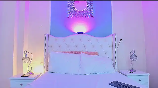 Ambar Collingg online show from 10-27-25, 03:38