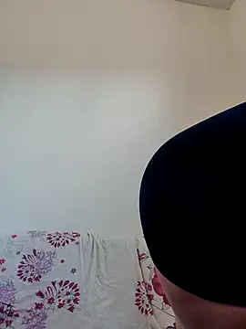 leeya lee online show from 02-21-25, 02:06