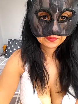 Snapshot of Barby8787 chatting on 04-13-26, 10:32 Barby8787 online show from 04-13-26, 10:32
