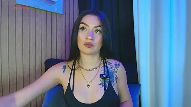 Snapshot of ArkaBella chatting on 11-03-25, 07:26 ArkaBella online show from 11-03-25, 07:26