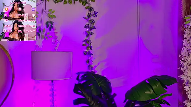 NahiaraReina online show from 04-08-26, 01:55