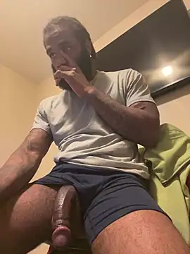 Snapshot of GoodGirlLover13 chatting on 02-05-25, 12:42 GoodGirlLover13 online show from 02-05-25, 12:42