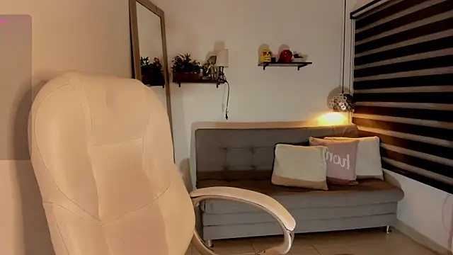 yenny garcia online show from 02-09-26, 06:34