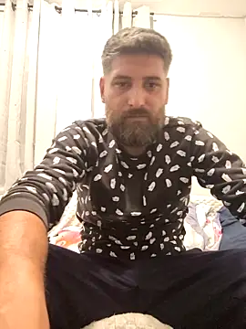 Calin251283 online show from 11-08-25, 06:40