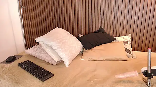 Snapshot of Ifis_tiresia1 chatting on 09-23-25, 06:16 Ifis tiresia1 online show from 09-23-25, 06:16