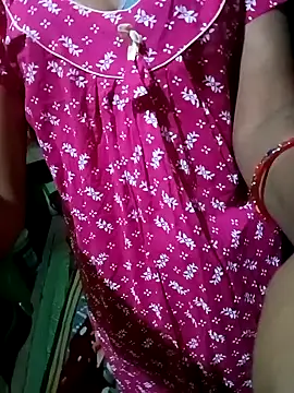 Snapshot of riteshika chatting on 12-31-24, 11:17 riteshika online show from 12-31-24, 11:17