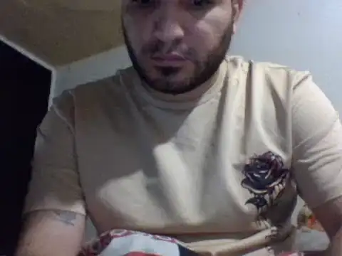 Snapshot of brihan-2004 chatting on 02-15-25, 09:59 brihan-2004 online show from 02-15-25, 09:59