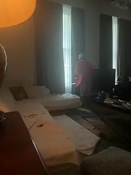 francaFerrariRoma online show from 11-01-25, 01:35