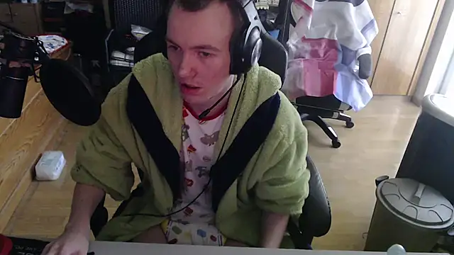 BabyDracoDarkfang online show from 04-23-26, 10:36