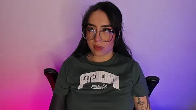 AnnikaMerliahh  online show from 10-12-25, 12:53