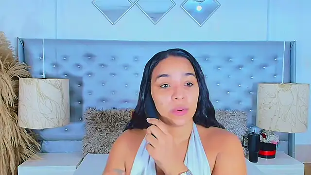 EileenBenzon online show from 09-08-25, 04:06