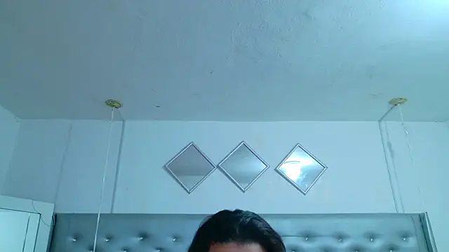 EileenBenzon online show from 04-23-26, 02:08