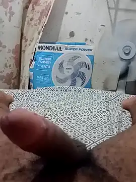 Snapshot of kaua_rola_de_mel chatting on 01-23-25, 03:05 kaua rola de mel online show from 01-23-25, 03:05