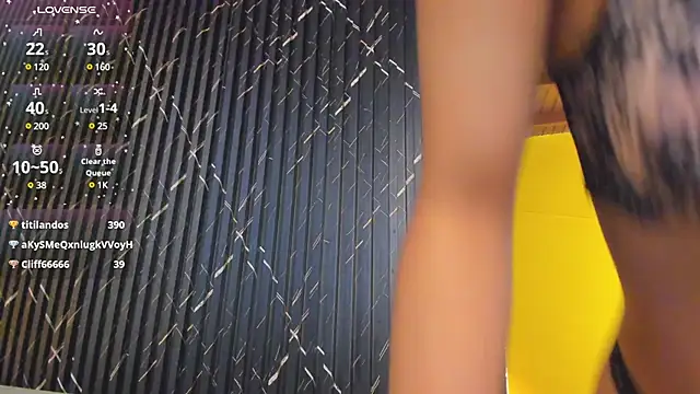 Snapshot of Lil_eva2 chatting on 03-08-25, 10:45 Lil eva2 online show from 03-08-25, 10:45