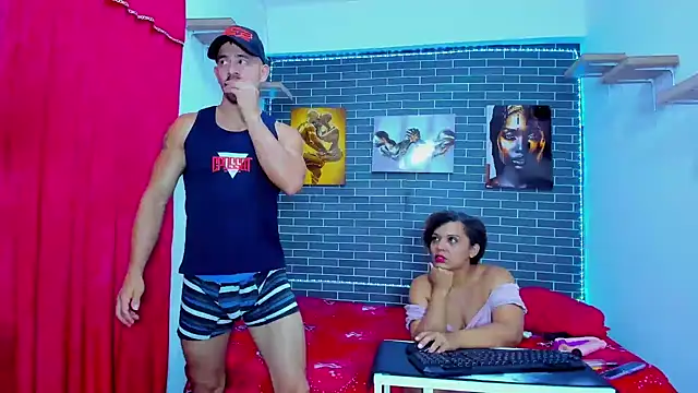 Snapshot of alessandro27yleonora chatting on 12-06-24, 02:38 alessandro27yleonora online show from 12-06-24, 02:38