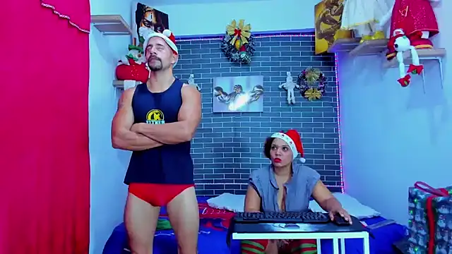 Snapshot of alessandro27yleonora chatting on 12-22-24, 02:27 alessandro27yleonora online show from 12-22-24, 02:27