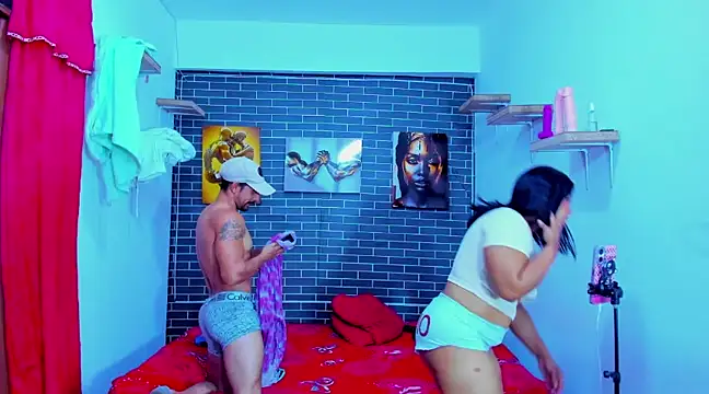 Snapshot of alessandro27yleonora chatting on 03-20-25, 03:04 alessandro27yleonora online show from 03-20-25, 03:04