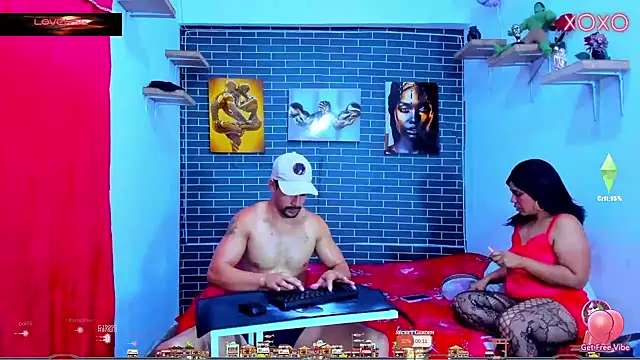 Snapshot of alessandro27yleonora chatting on 09-21-25, 02:13 alessandro27yleonora online show from 09-21-25, 02:13