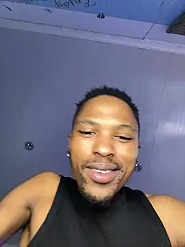 Snapshot of BlueIceCube chatting on 01-19-25, 10:17 BlueIceCube online show from 01-19-25, 10:17