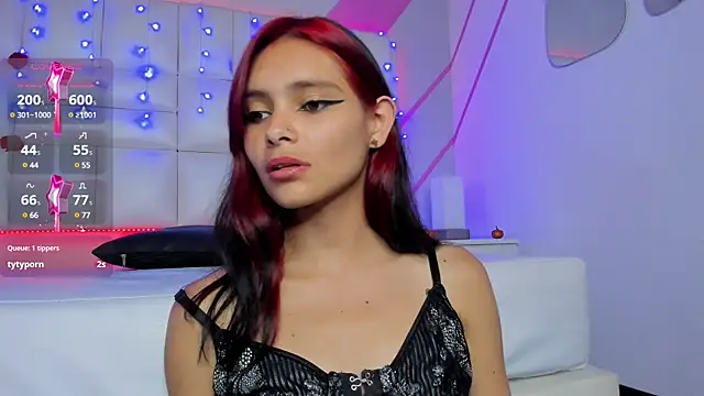 Snapshot of Salome_rouse1 chatting on 02-08-25, 11:45 Salome rouse1 online show from 02-08-25, 11:45