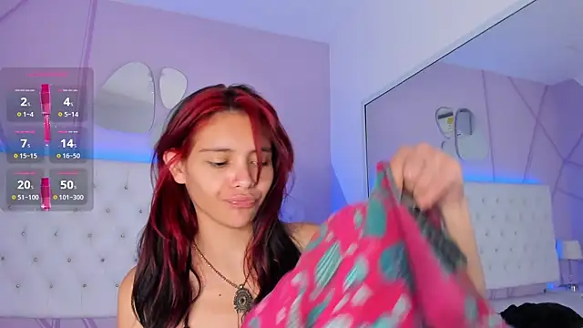 Snapshot of Salome_rouse1 chatting on 02-17-25, 09:19 Salome rouse1 online show from 02-17-25, 09:19