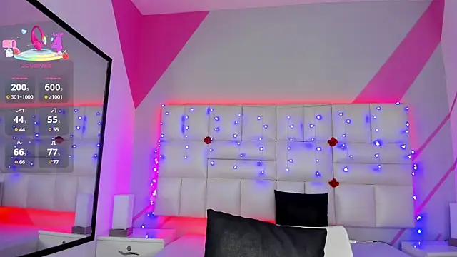 Snapshot of Salome_rouse1 chatting on 02-25-25, 09:24 Salome rouse1 online show from 02-25-25, 09:24