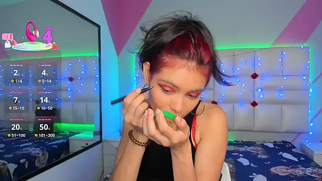 Snapshot of Salome_rouse1 chatting on 03-13-25, 08:43 Salome rouse1 online show from 03-13-25, 08:43